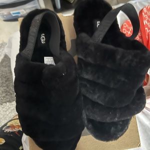 Ugh black fur slipper